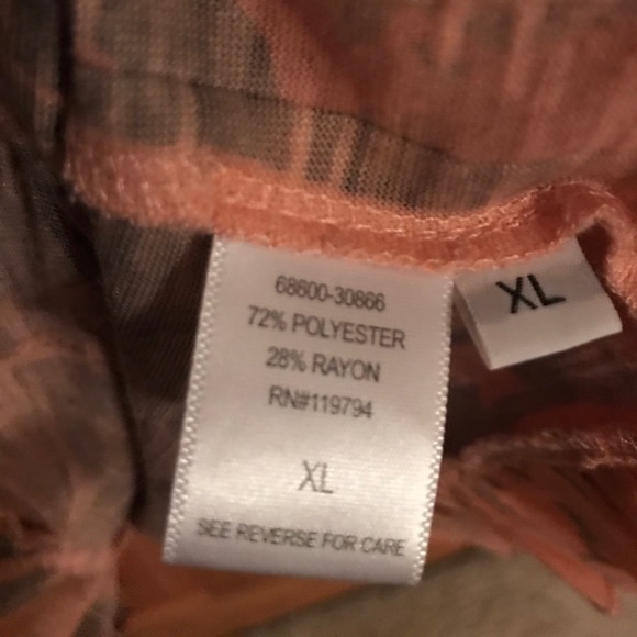 One World v-neck blouse - Picture 7 of 7